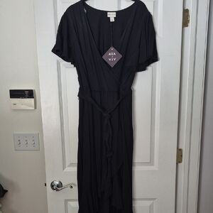 Elegant Black Maxi Dress